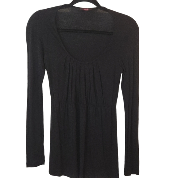 mark. Tops - mark. Women's Black Scoop Neck Tunic Top Size S